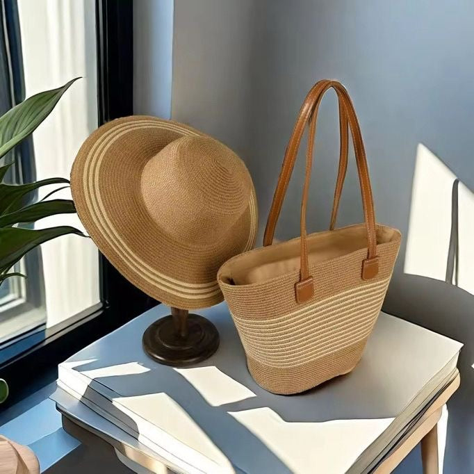 Sac et chapeau de plage